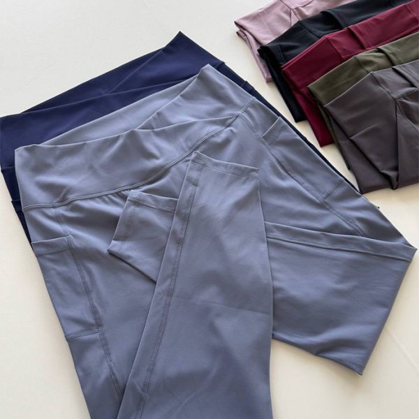 لگ جیبدار کمر وی | V-Waist Pocket Leggings
